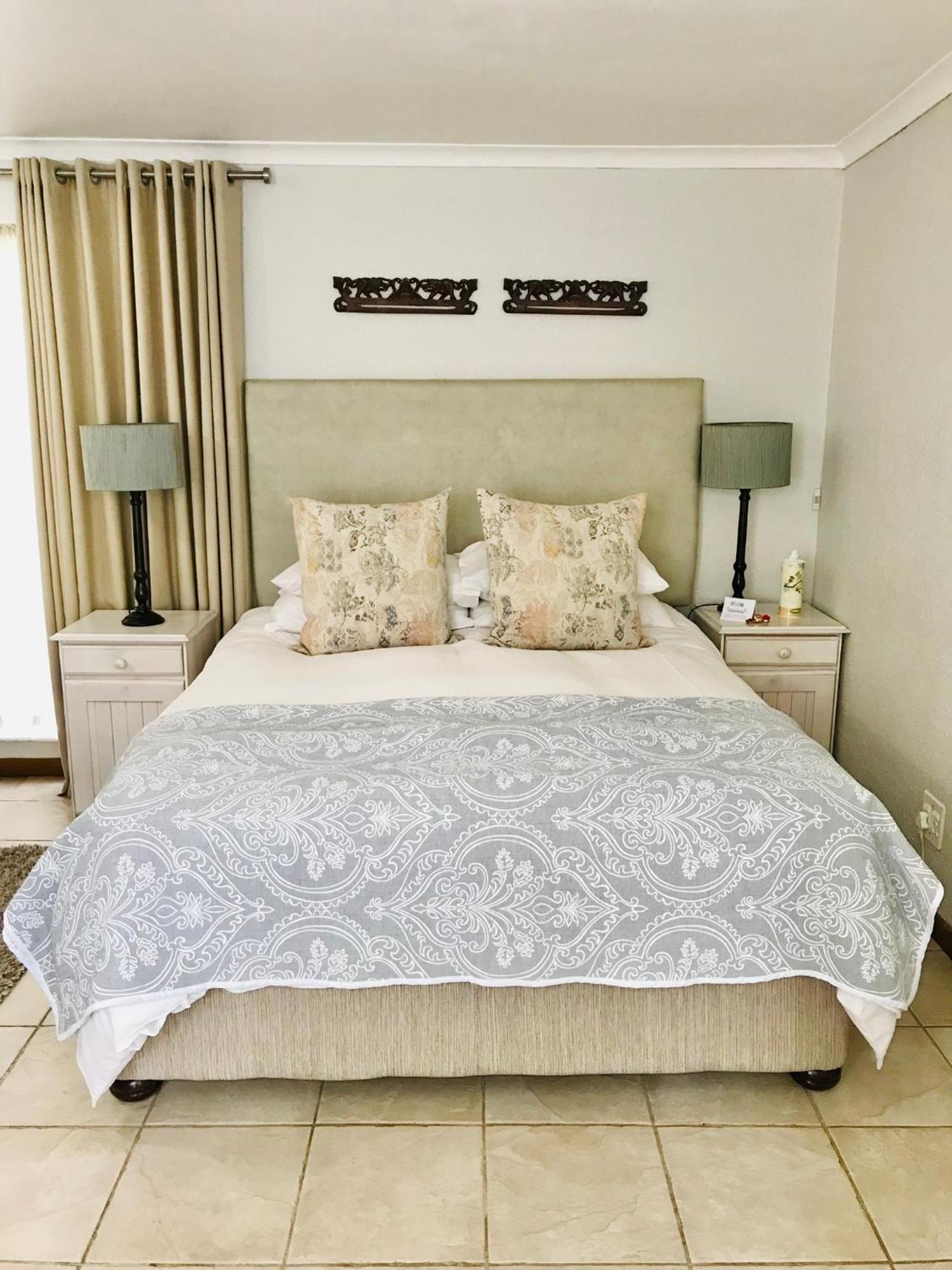 10Vdw Self Catering Apartments Durbanville Exteriör bild